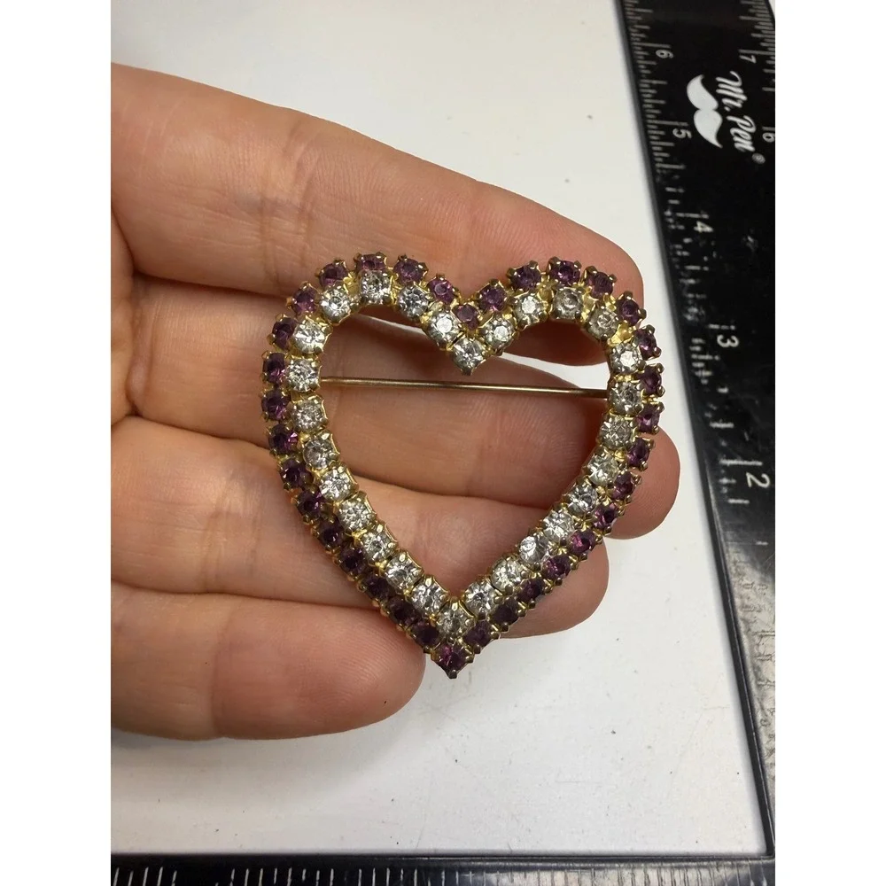 Joseph Warner Vintage Rhinestone Heart Brooch Purple Clear Gold Tone Pin